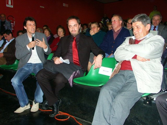 ilvicesindacofaleschiniduranteilsuointervento.jpg