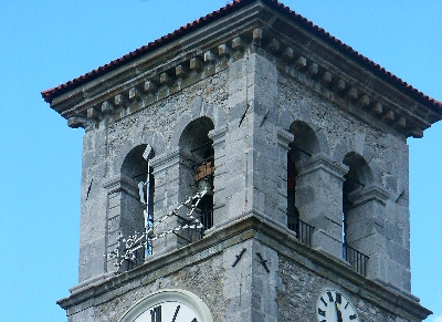 Ponte installato sulla Torre campanaria di Piano Arta