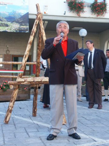 ennioilpresentatoreufficiale.jpg